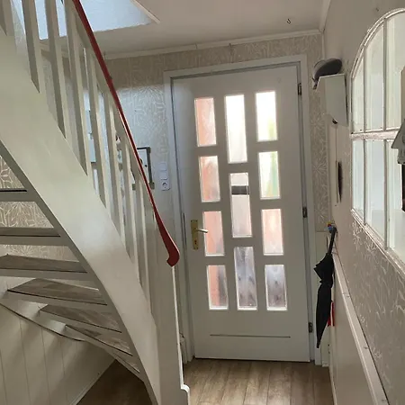 Ronny Διαμέρισμα *